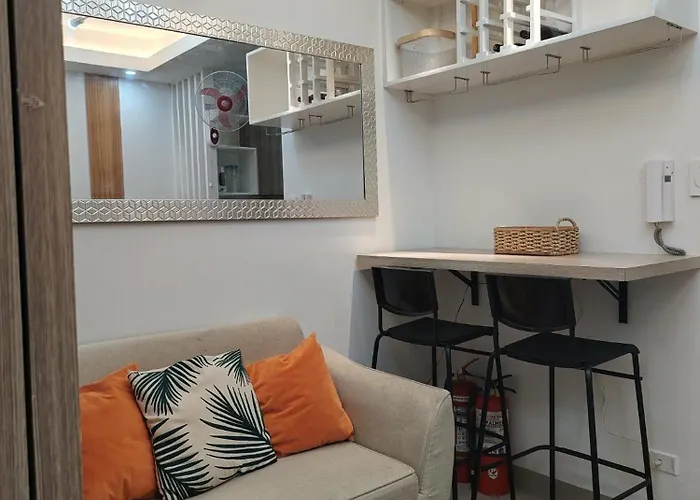 Vp Luxury Moa Staycation Hotel Manila